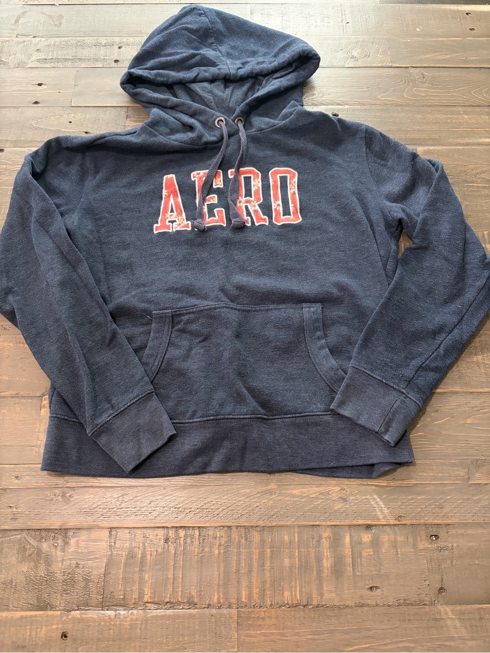 Aeropostale Women’s Small Navy AERO Floral Appliqué Pullover Hoodie